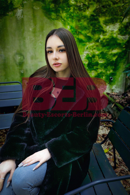 Grey Eyes Sex Girl In Berlin