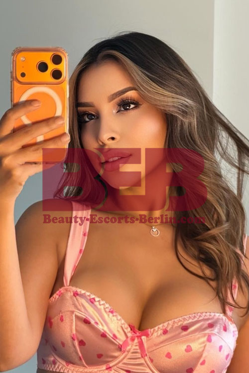 Doggy Style Escort Girl In Berlin